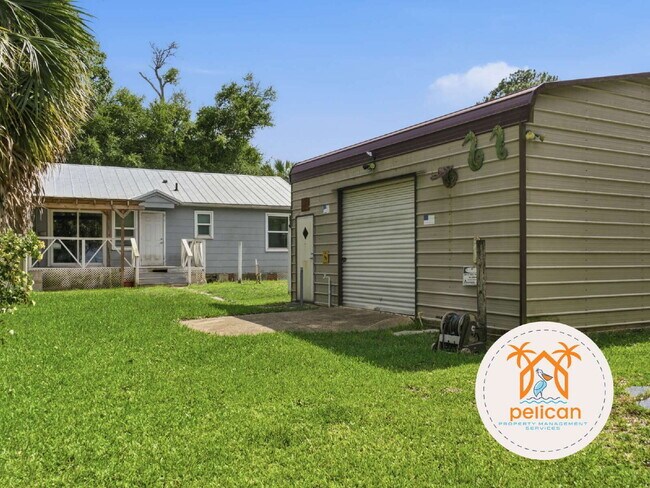 Building Photo - 116 SE Gilliland Rd