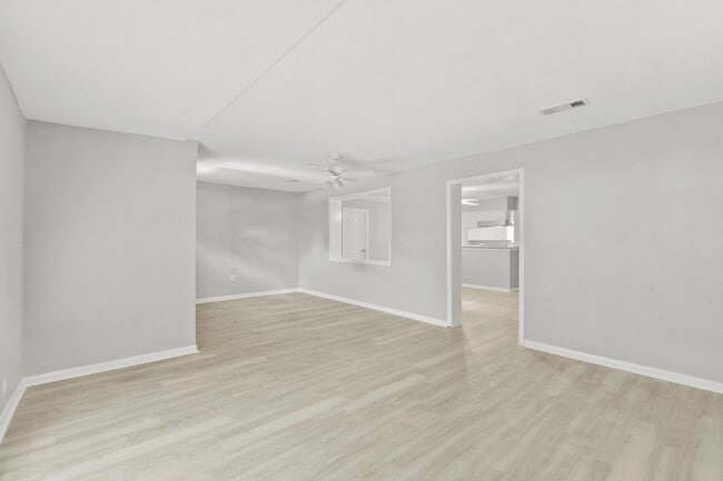 Building Photo - 16907 Argyle Rd