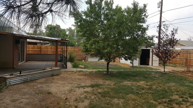 Building Photo - 3 bedroom 1 bath