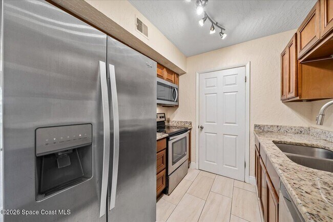 Building Photo - 2190 Forest Knoll Dr NE