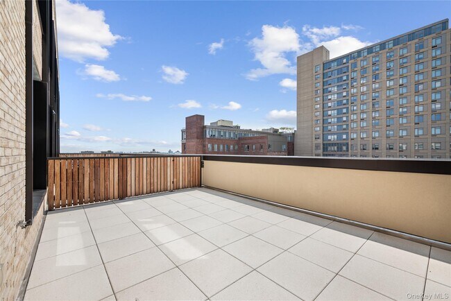 Building Photo - 15310 88th Ave