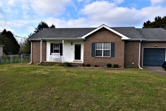 Building Photo - 3 Bedroom Pet Friendly Home For Rent!