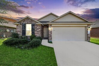Building Photo - 5410 Dovetail Arbor Trace