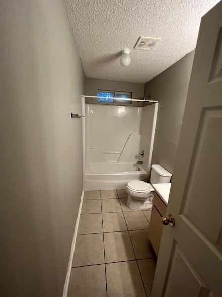 Building Photo - 2456 Needle Palm Way