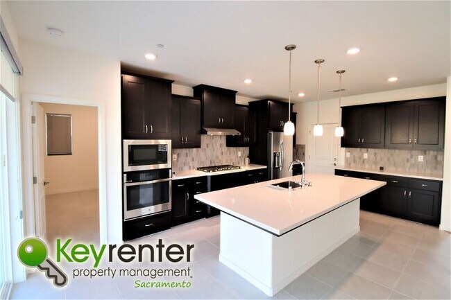 Building Photo - 4684 Flagstaff Dr