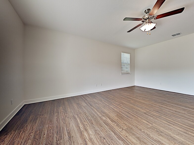 Building Photo - 61 Olivewood Pl