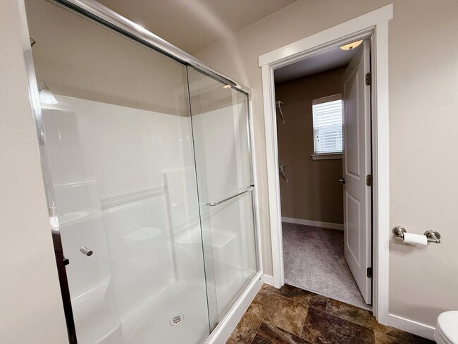 Building Photo - Charming 3bed/2.5 bath House!