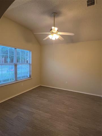 Building Photo - 3021 Mill Ridge Dr