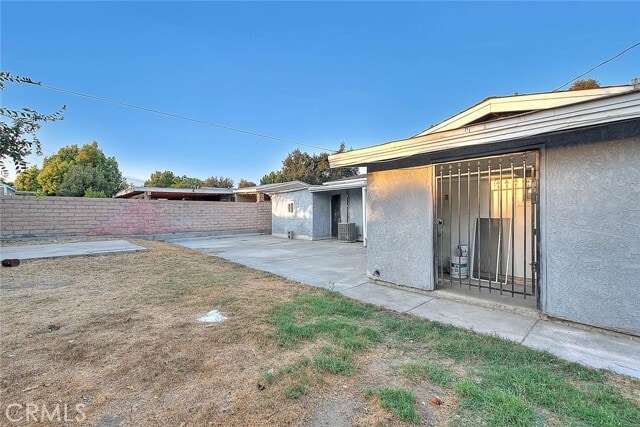Building Photo - 1446 S Pleasant Ave