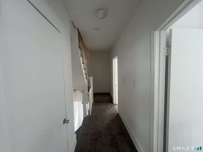 Building Photo - 270 East Ave