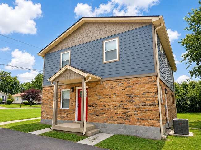 Building Photo - Welcome to West Eastland Townhomes!