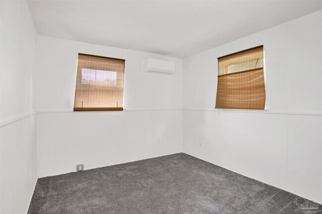 Building Photo - 51 Adkinson Dr