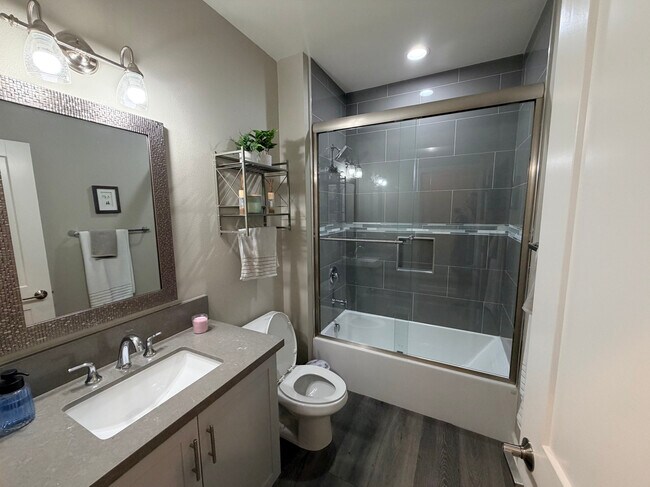 Building Photo - 20287 Newton St