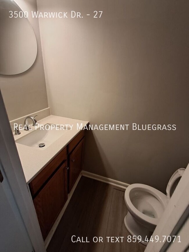 Building Photo - 3500 Warwick Dr