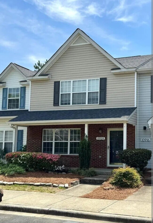 Primary Photo - 10920 Kinston Ridge Pl