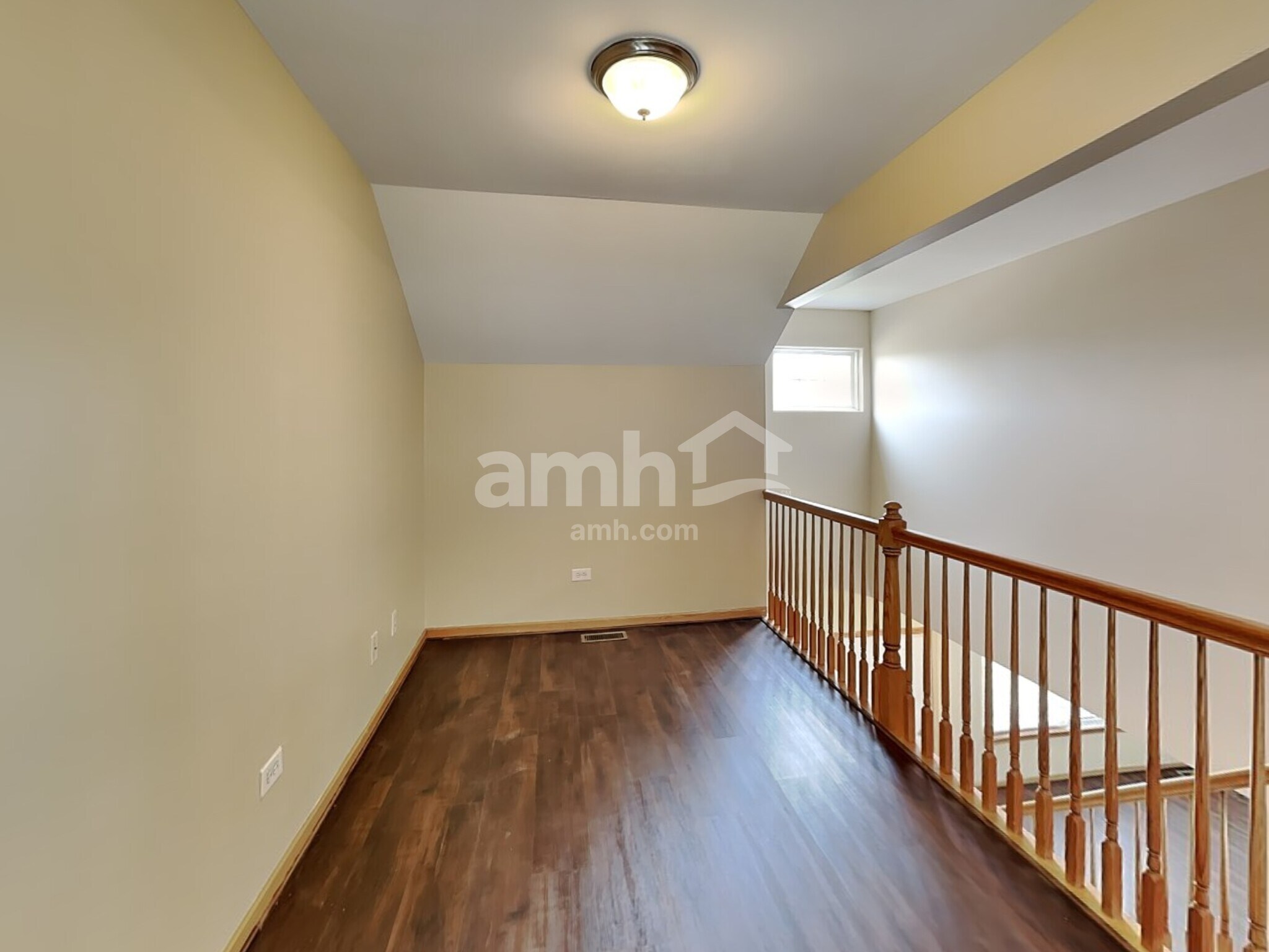 Building Photo - 2816 Bloomfield Dr