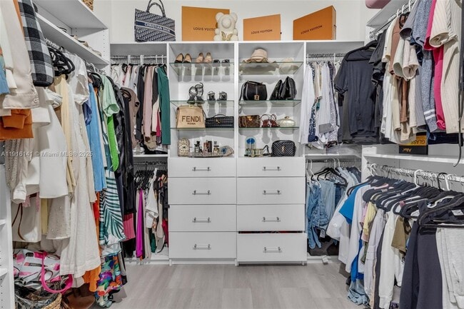 Building Photo - 11413 SW 252nd Ter