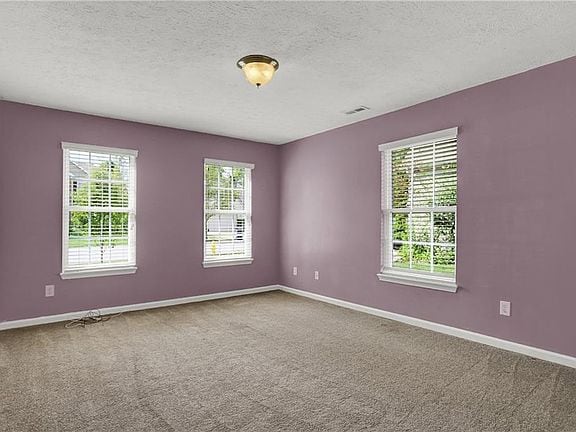 Building Photo - 18808 Edwards Grove Dr