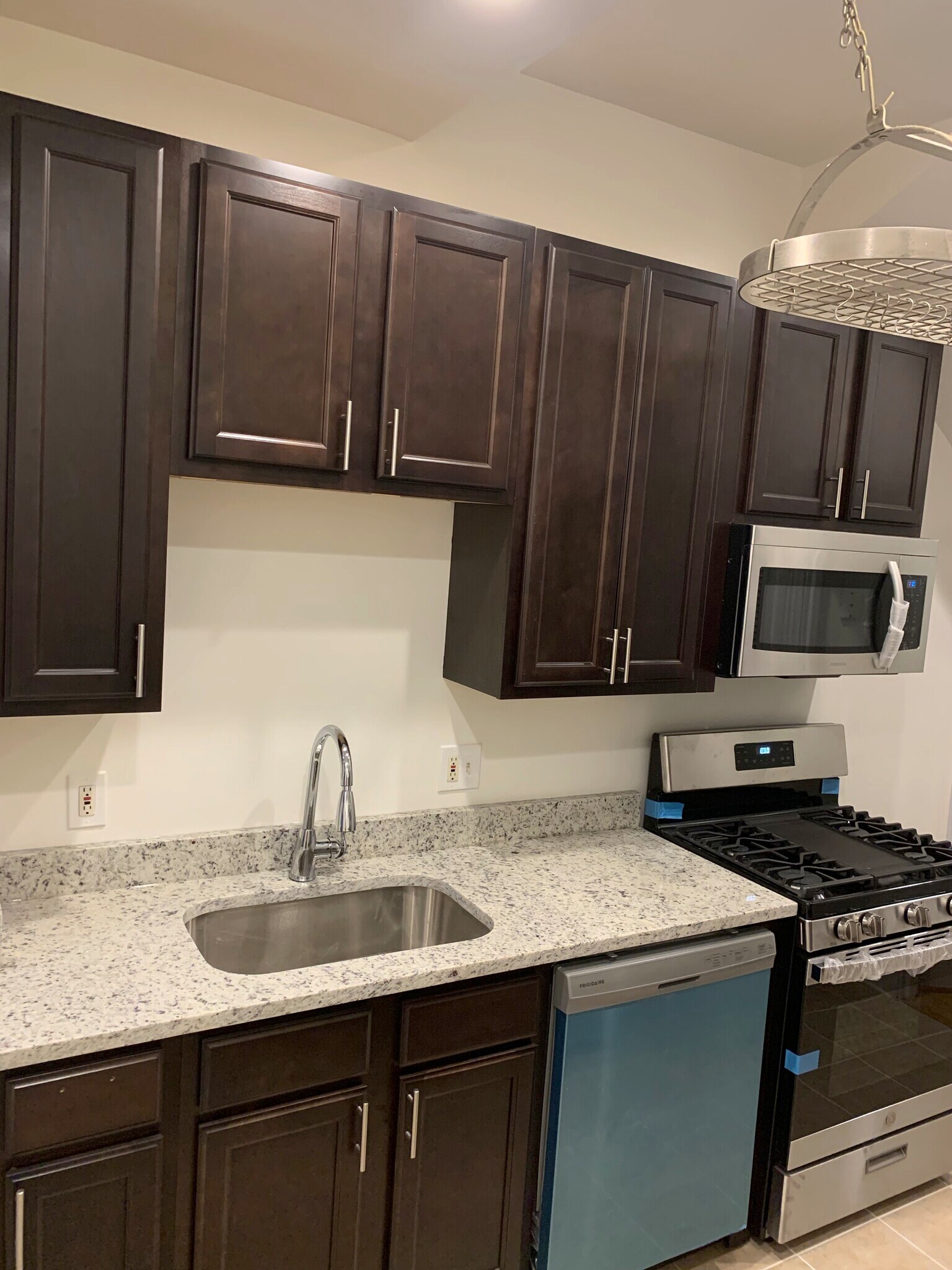 Kitchen_3 - 135 Adams St NW