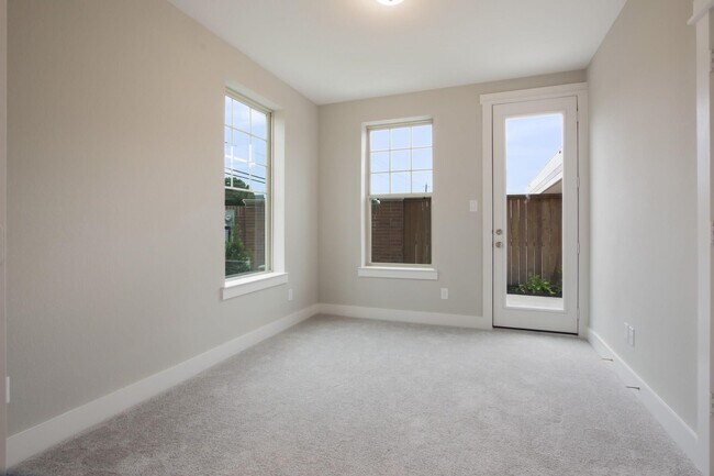 Building Photo - 12558 Malachite Wy