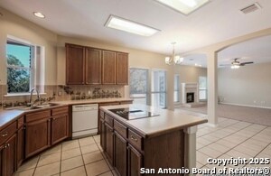 Building Photo - 9918 Alms Park Dr