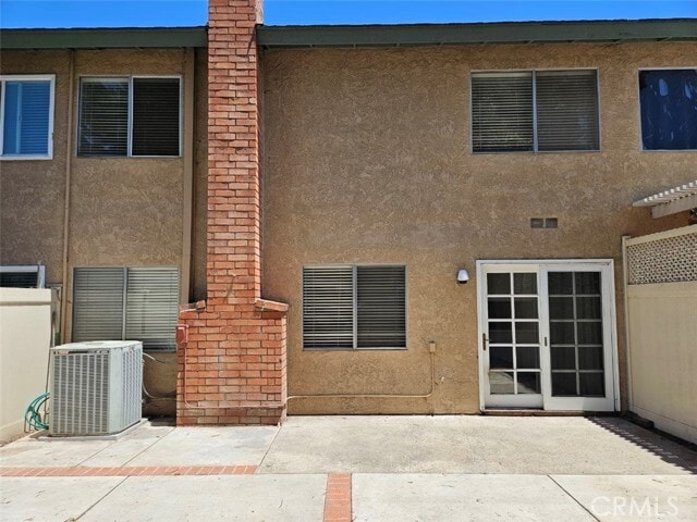 Building Photo - 5386 Villa Way