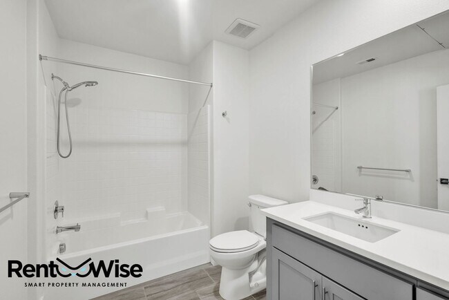 Building Photo - 390 Riesling Ave