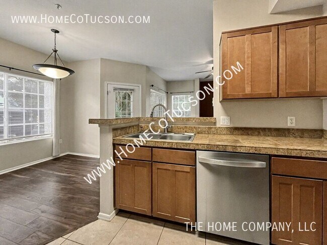 Building Photo - 1500 E Pusch Wilderness Dr