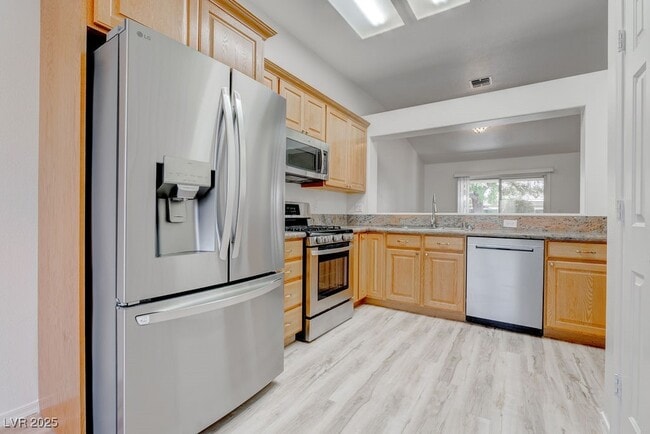 Building Photo - 2079 Poppywood Ave