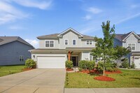 Building Photo - Stunning Home with Main-Level Bedroom, Gourmet Kitchen