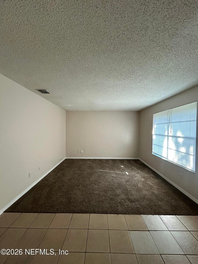 Building Photo - 470 Crabapple Ct
