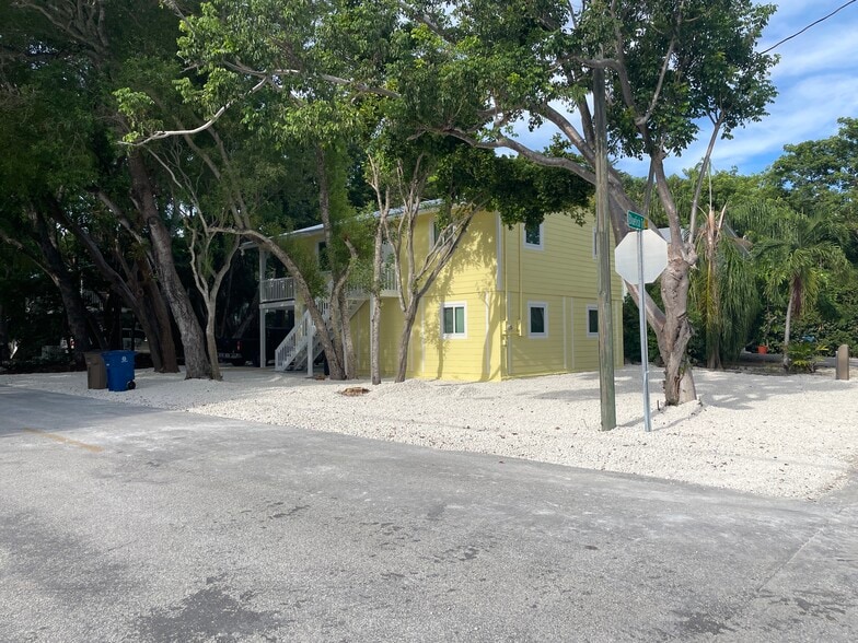 Building Photo - 509 Fisherman’s Trail