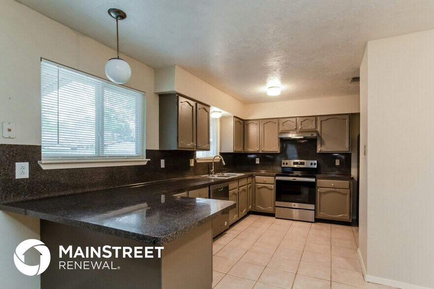Building Photo - 22506 Spring Gate Dr