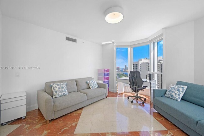 Building Photo - 21055 Yacht Club Dr