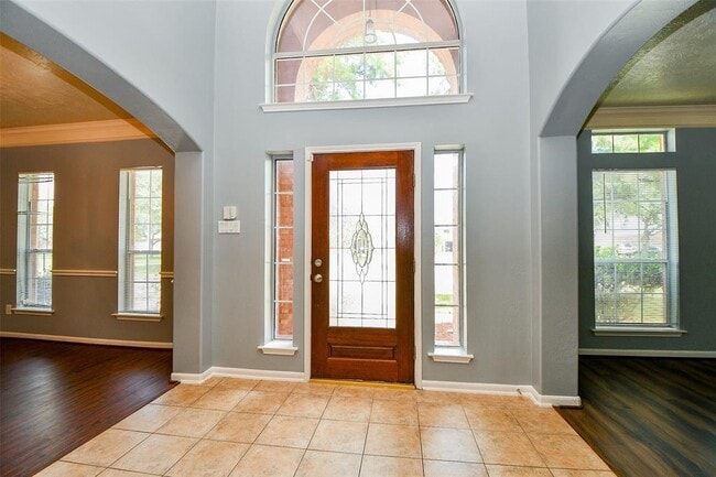 Building Photo - 12823 Dadebrook Ct