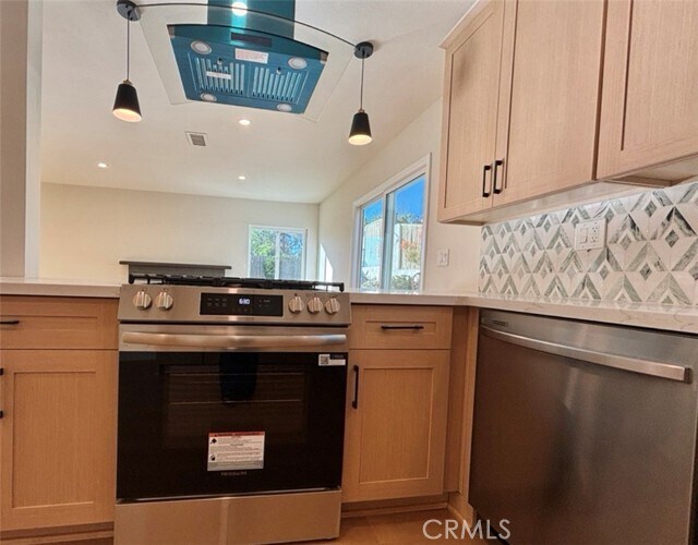 Building Photo - 6210 Halstead Ave