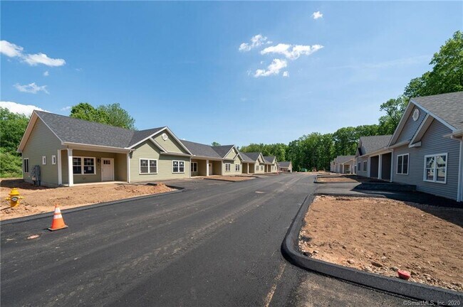 Building Photo - 6 Bayberry Ln