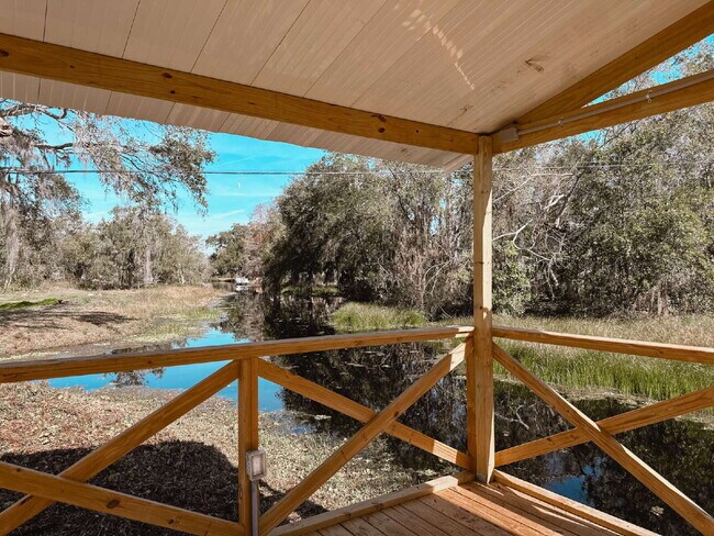 Building Photo - Remodeled Lakefront 2 Bedroom 2 Bath mobile home