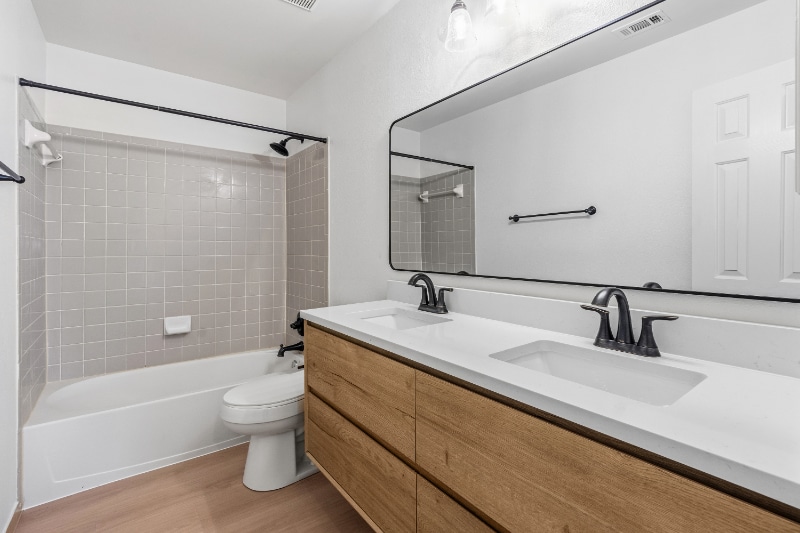 Building Photo - 2005 Jasper Ln