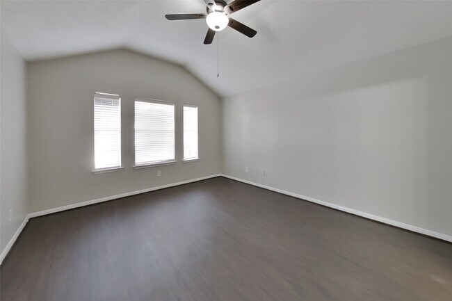 Building Photo - 12230 Scarlet River Dr