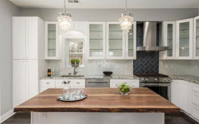 Building Photo - COMING SOON- Luxury Home in Berkeley/Regis...