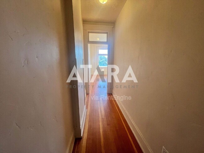 Building Photo - 230-232 W 300 N