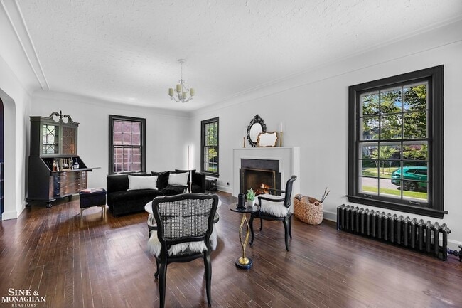 Building Photo - 276 Lewiston Rd