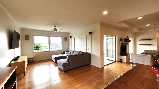 Building Photo - Mokuloa Beauty with Mauna Kea Views