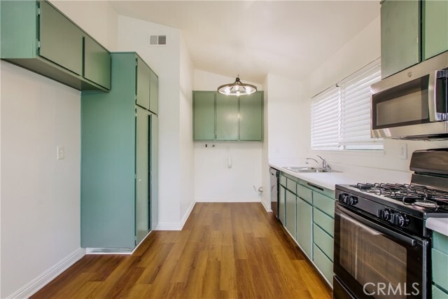 Building Photo - 8461 Lomond Dr