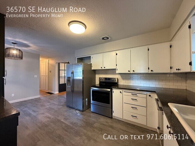Building Photo - 36570 SE Hauglum Rd
