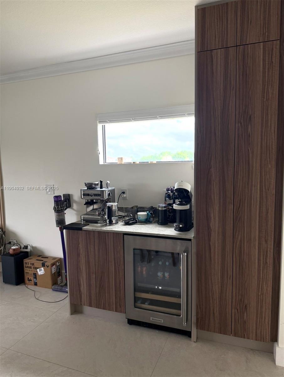 Building Photo - 481 NE 194th Ter