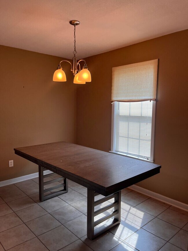 Building Photo - 5114 Branch Point Dr
