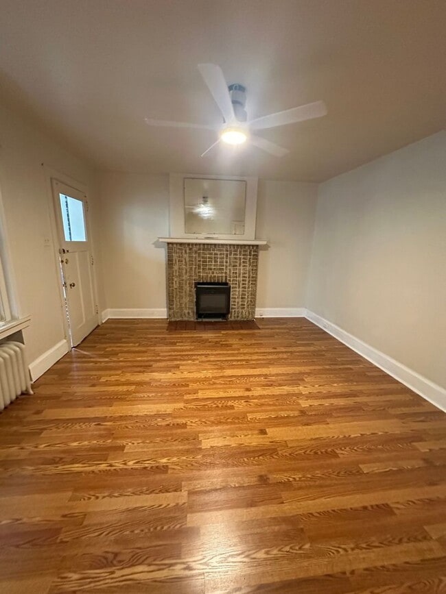 Building Photo - East Liberty 2-Bedroom duplex