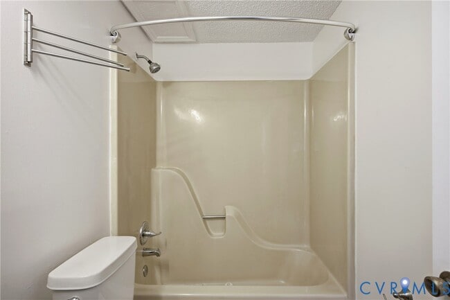 Building Photo - 2440 Stembridge Ct